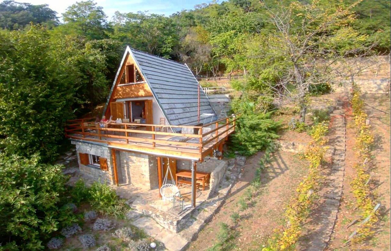 Villa Kamonko Panorama Kucko Szigliget Exterior foto